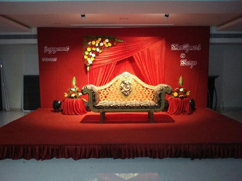 ฮอลิเดย์ เรซิเดนซี Hotel โคอิมบาทอร์ ภายนอก รูปภาพ